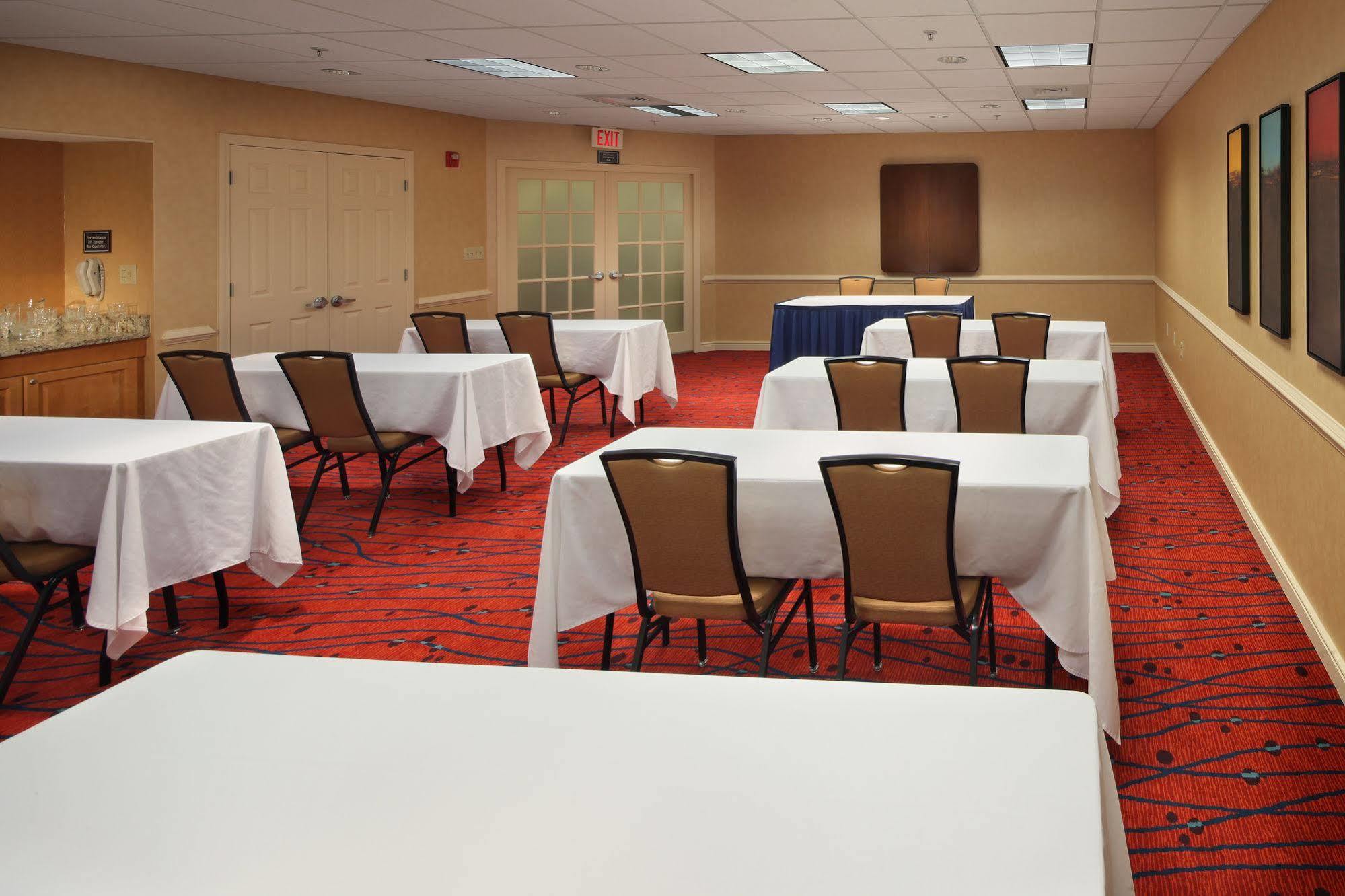 Residence Inn Southington Luaran gambar
